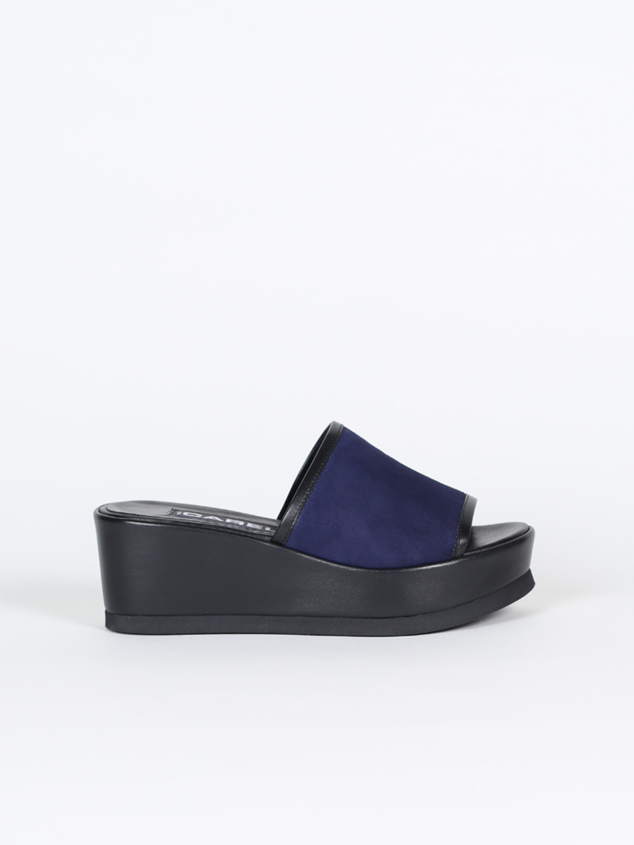 Blue suede leather mules