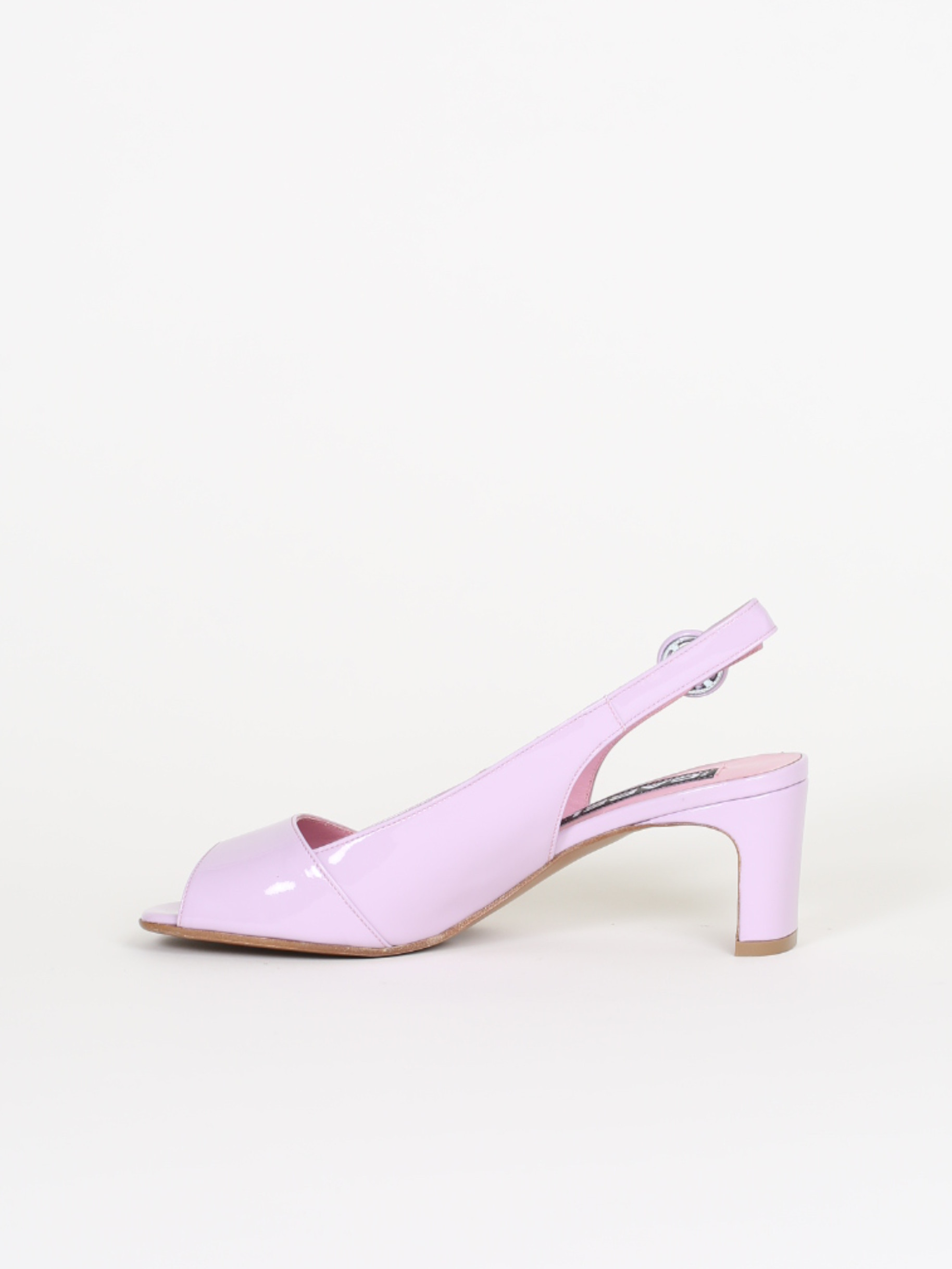 Lilac patent leather sandals