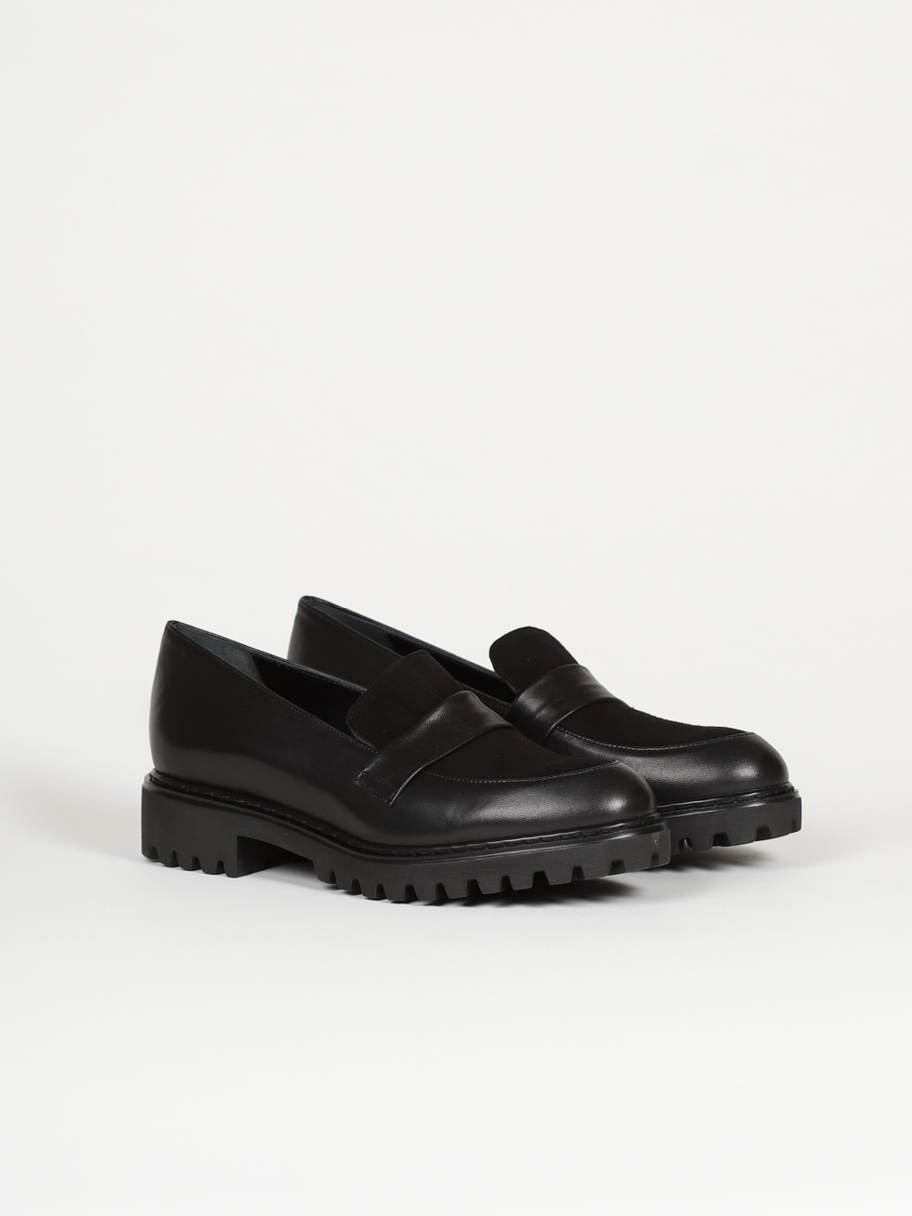 Black velvet leather loafers