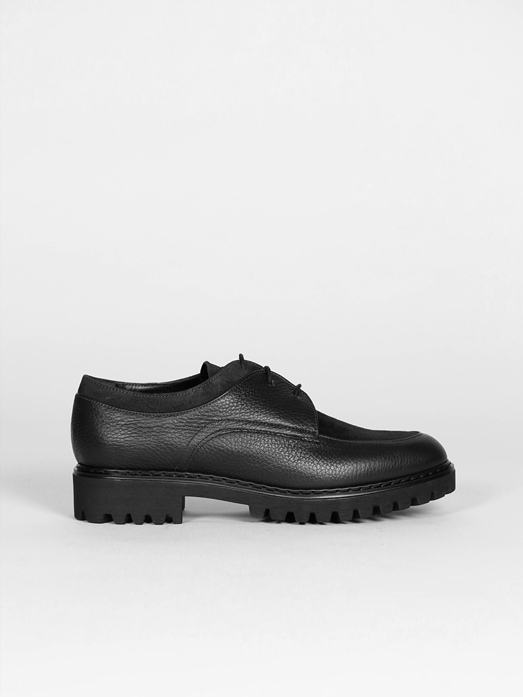 Black grained leather and suede derbies