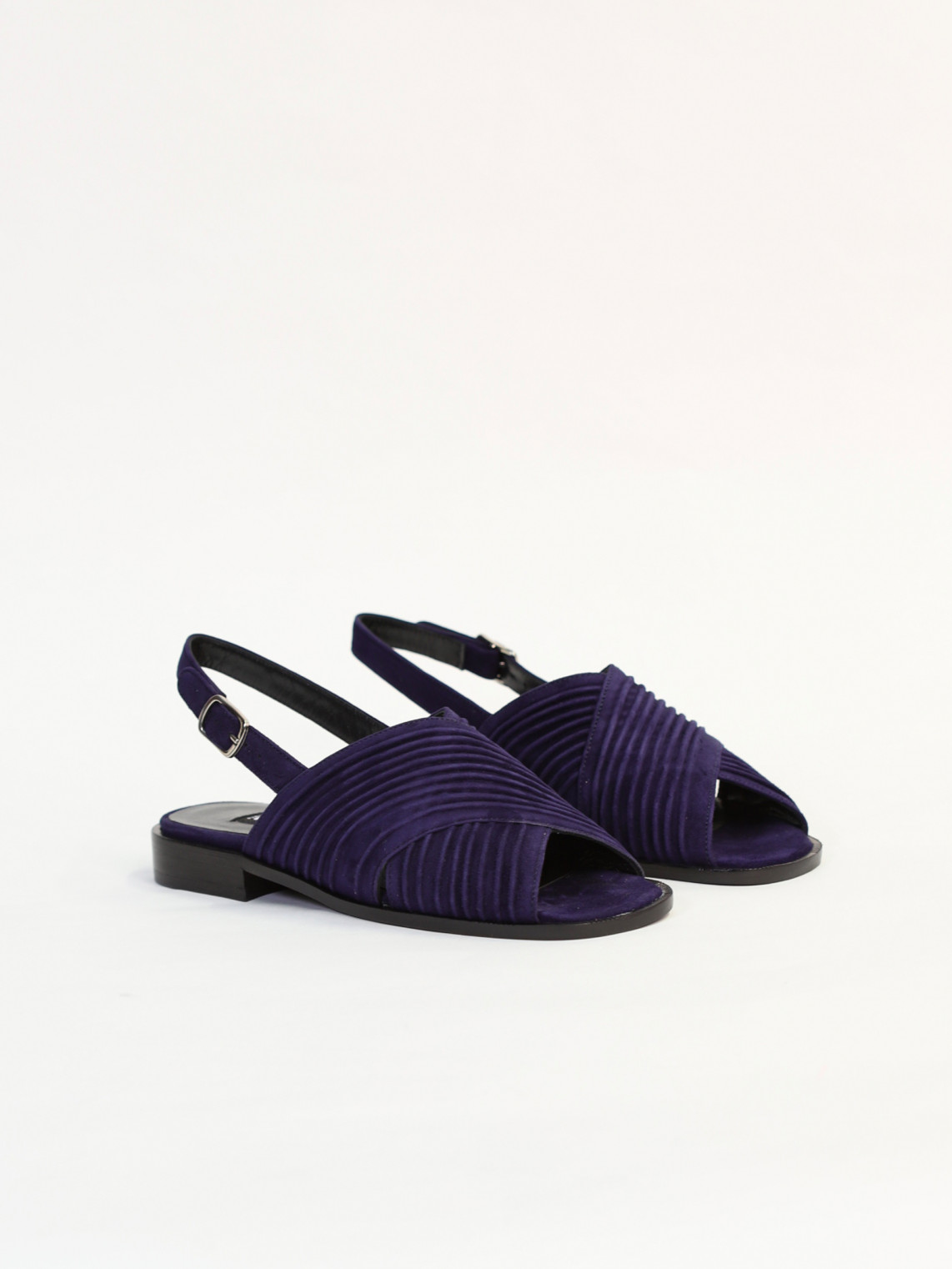 Blue suede pleated leather sandals