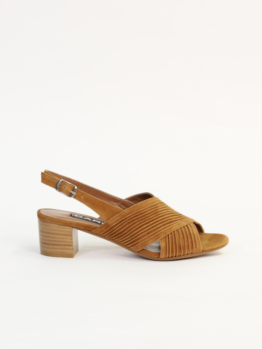 Camel suede leather sandals