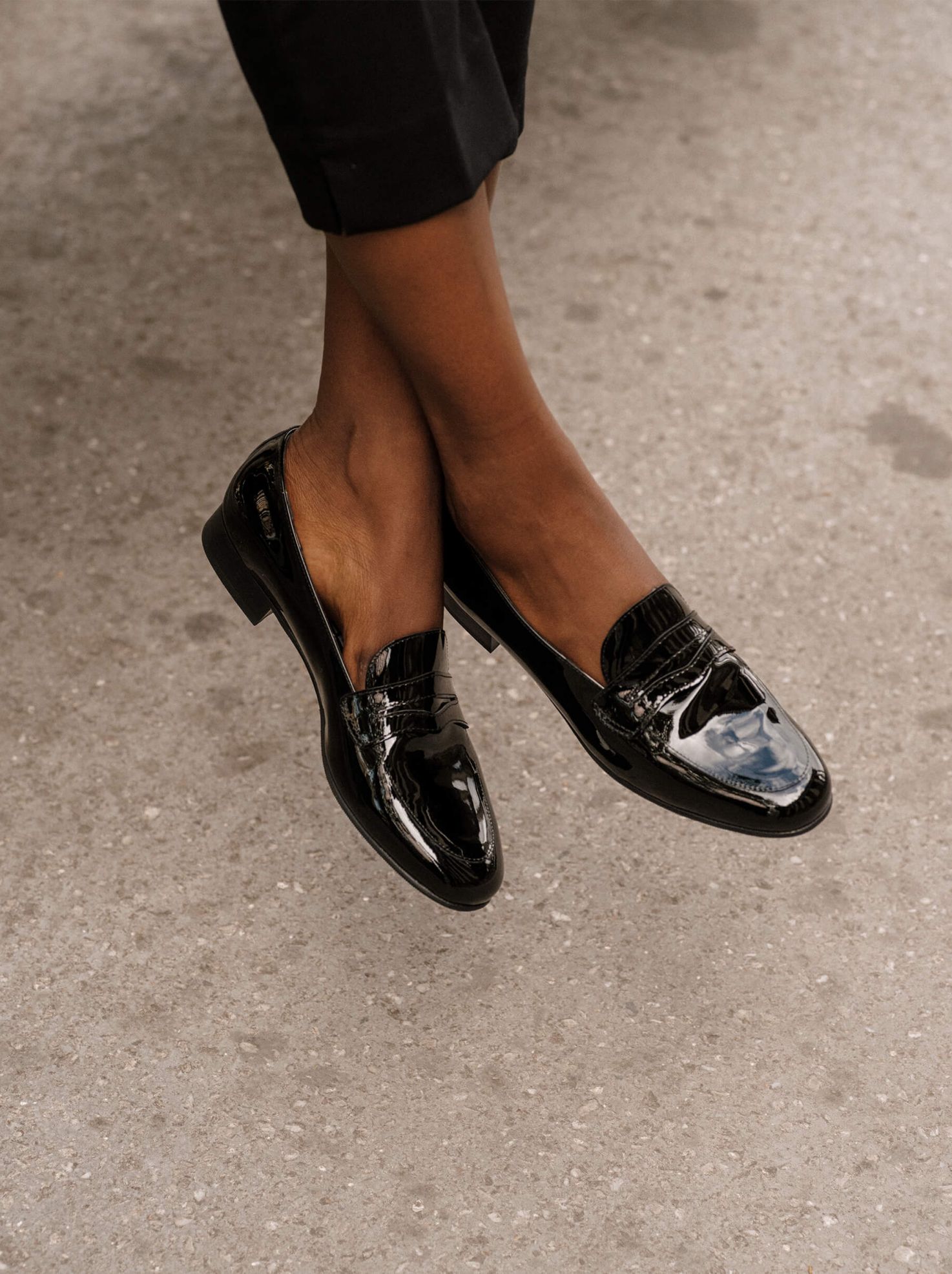 2100 black patent leather | Carel Paris Shoes